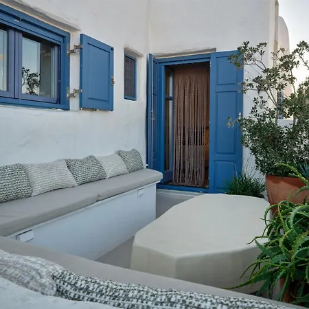 Leticia With Pool With Amazing Sea Views, Paros