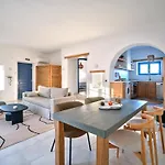 Leticia With Pool With Amazing Sea Views, Paros Вилла Marpissa